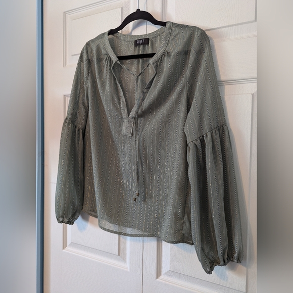 3/$20! Reset Boho Chiffon Blouse - Picture 3 of 10